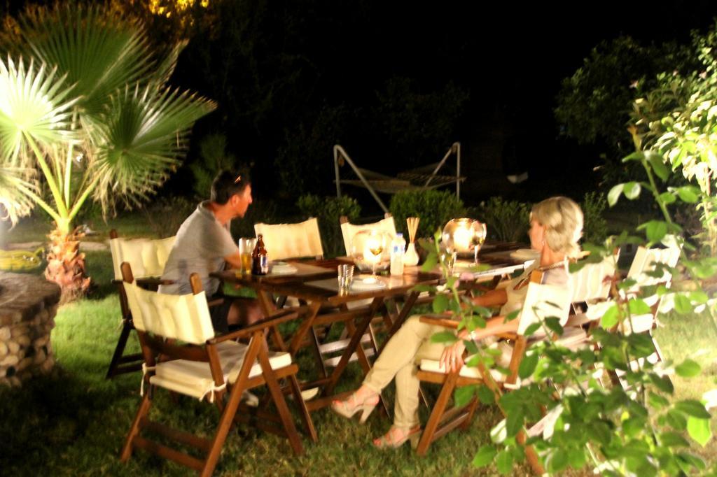 Defne Pension Çıralı Exteriör bild