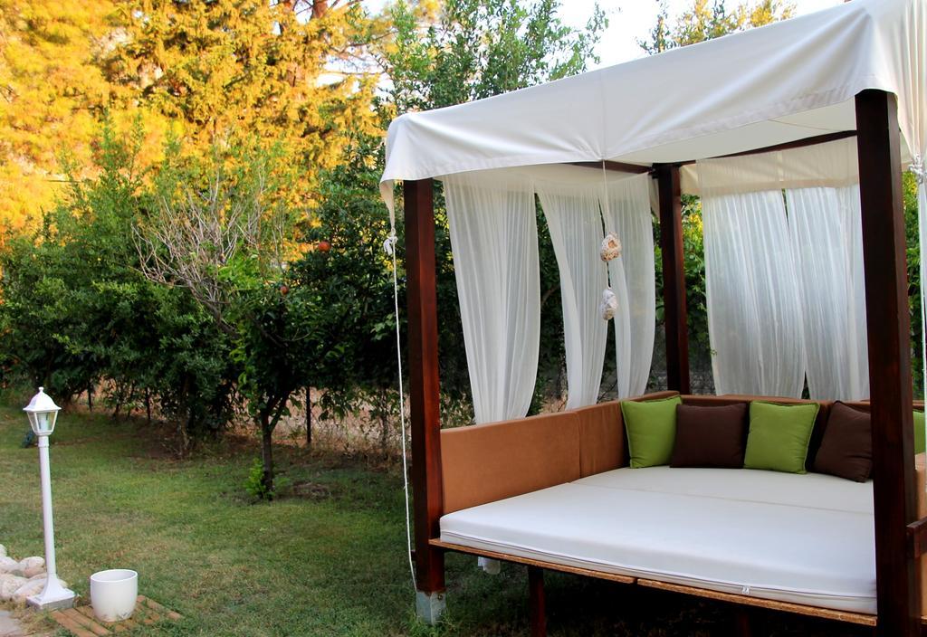 Defne Pension Çıralı Exteriör bild